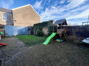 Photo 1- click for photo gallery